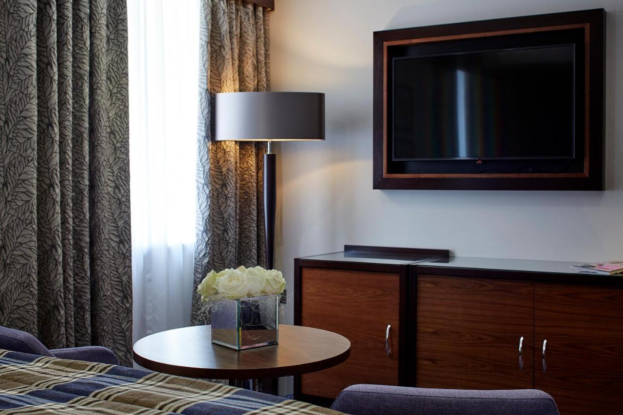 Sir Christopher Wren Hotel Windsor Extérieur photo